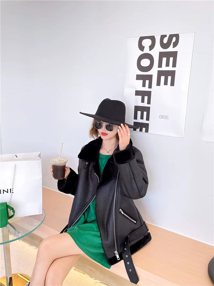 2025 the New Women'S Jacket with Extra Thick Warm and Extra Thick Lamb Feather Rider Jacket with Artificial Fur