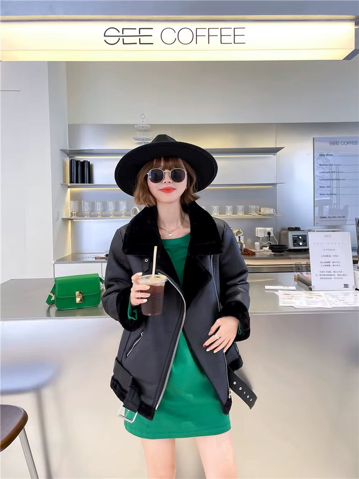 2025 the New Women'S Jacket with Extra Thick Warm and Extra Thick Lamb Feather Rider Jacket with Artificial Fur